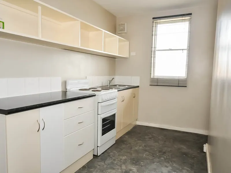GREAT VALUE WITH RENOVATED KITCHEN & AIR CON