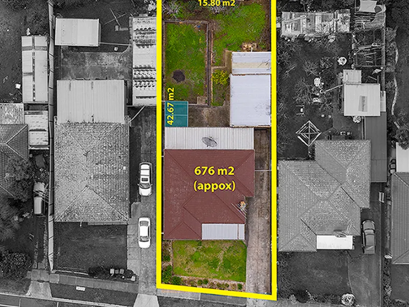 Outstanding Location - WALK TO TRAIN STATION