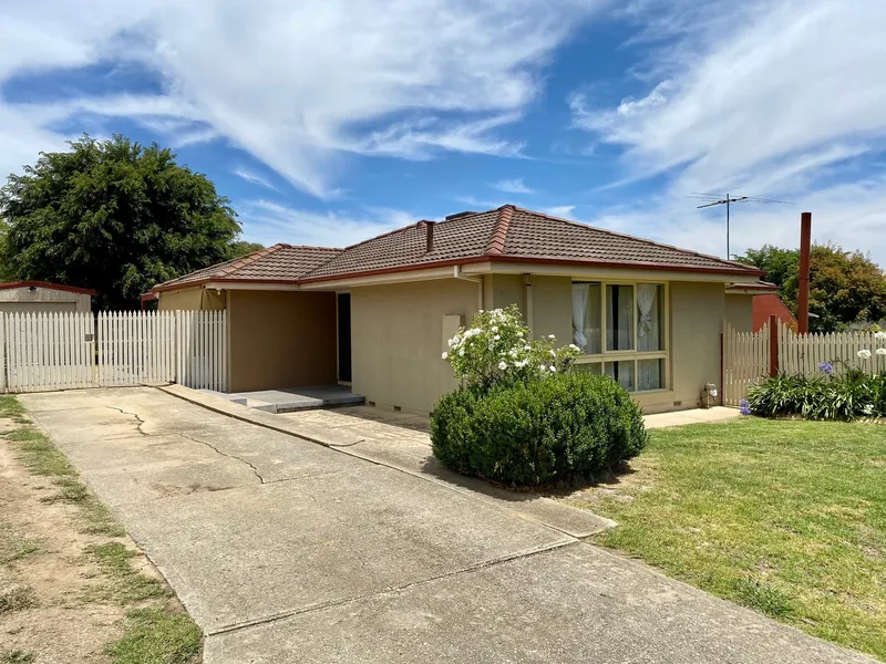 Quiet court location in popular Thurgoona address 