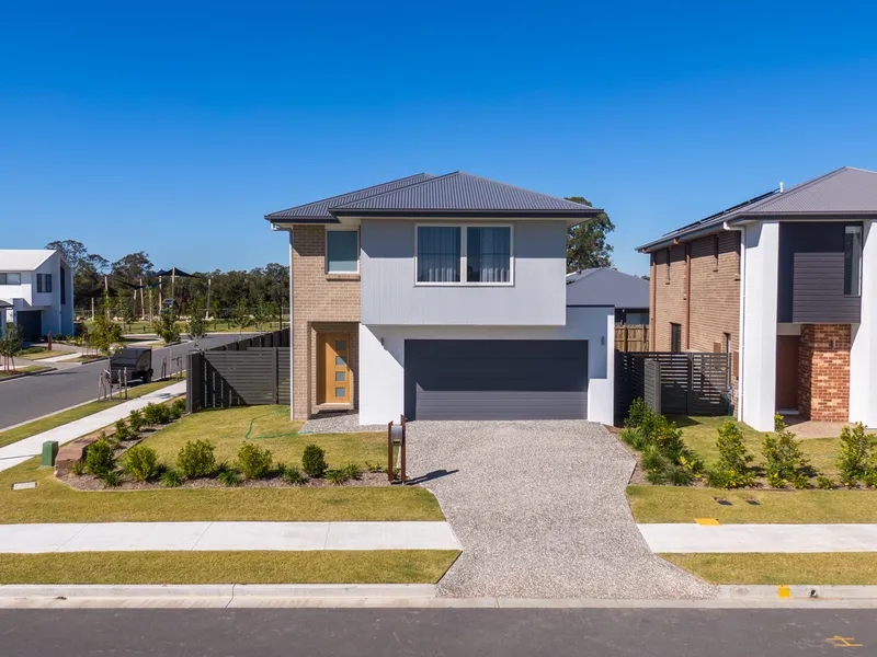 Luxury Brand New Four-Bedroom Home in the exclusive community at Ormeau! Ready to move in.