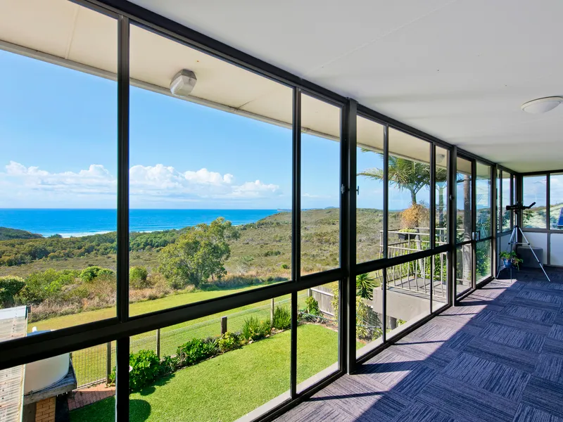Uninterrupted Ocean Views With Reserve To Rear