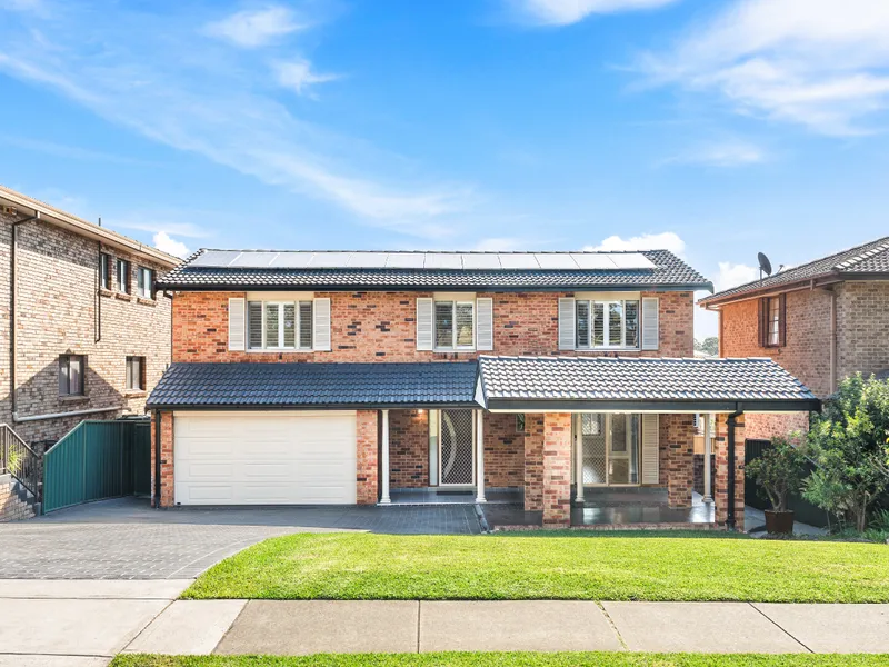 Resort Style Living In The Heart Of Prairiewood