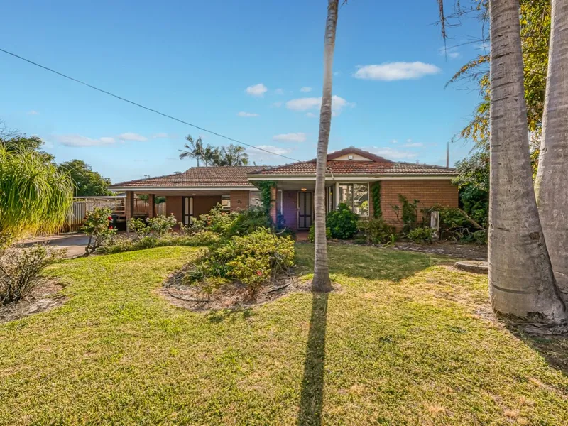 LARGE 5 BEDROOM FAMILY HOME