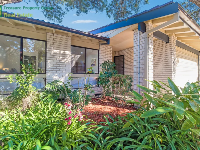 Experience Living In A Comfortable And Peaceful Home!