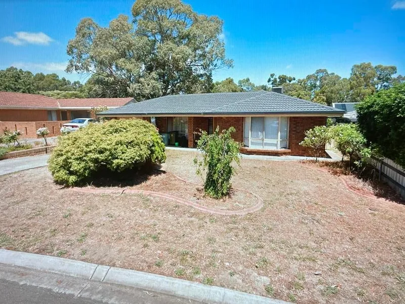 LOVELY HOME IN TERRIFIC LOCATION