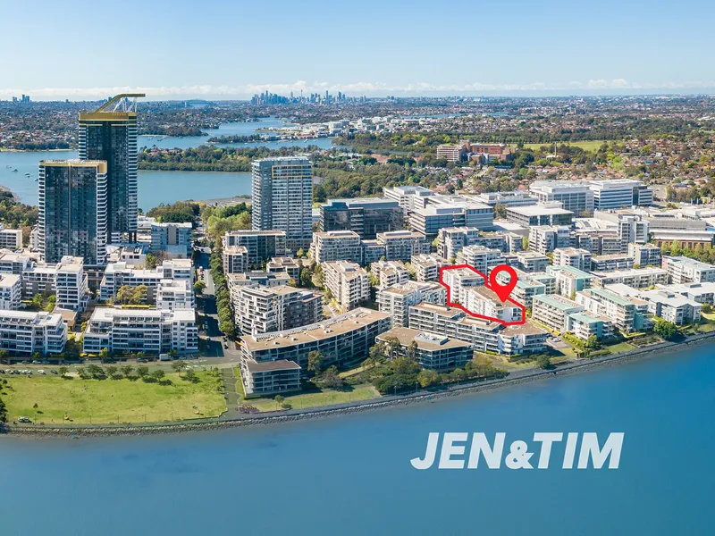 MIRVAC | NORTH FACING | WATERVIEWS | NEW PAINT & TIMBERFLOOR | 130 SQM ON TITLE