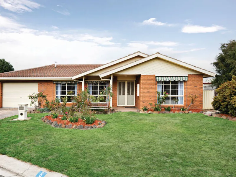 Well positioned family home in quiet Alfredton court