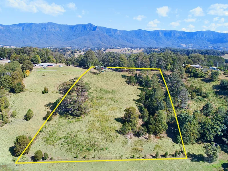 PICTURESQUE GEM - ENJOY THE PEACEFULNESS AND VIEWS