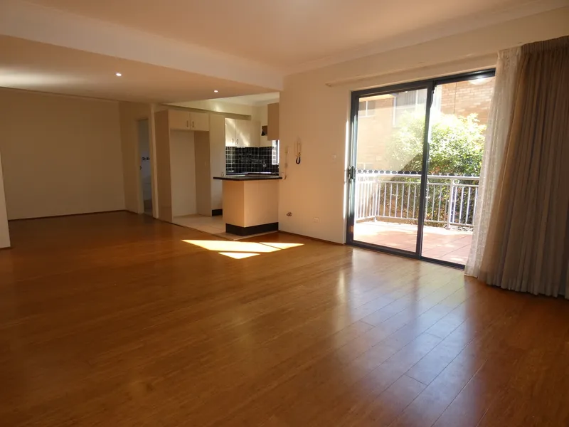 Modern Top Floor Unit 