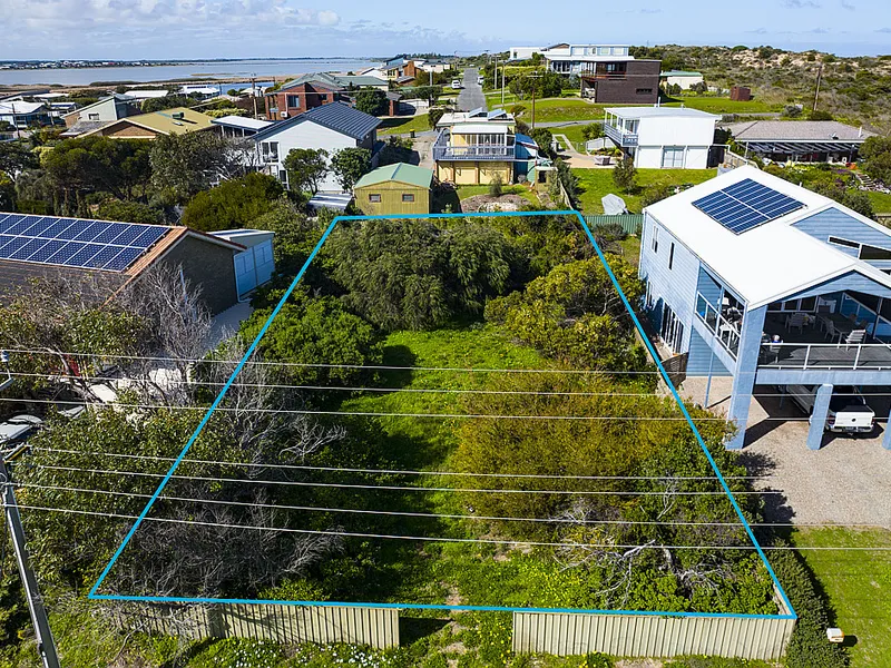 Sea, Golf Course & River