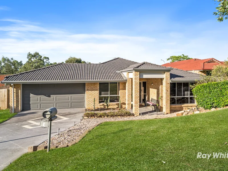 Large & Renovated Family Home with Solar Power!