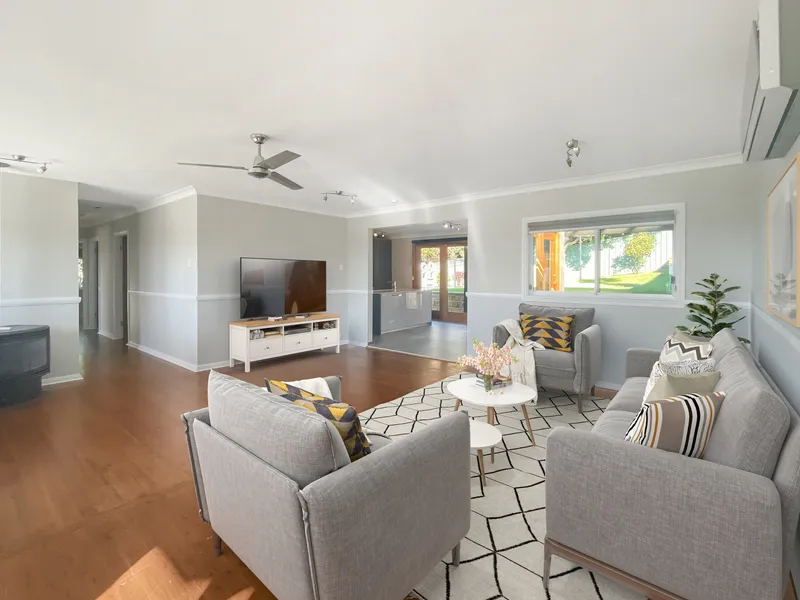 Fantastic Family Home with Pool