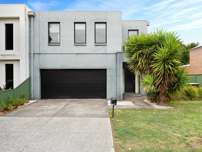 3 Bedroom home in Lake Gardens