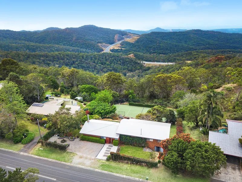 Stunning Uninterrupted Views, 5,681sqm Allotment and Tennis Court