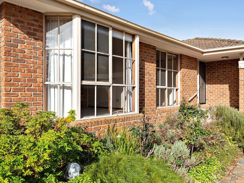 Make Mount Eliza Village home