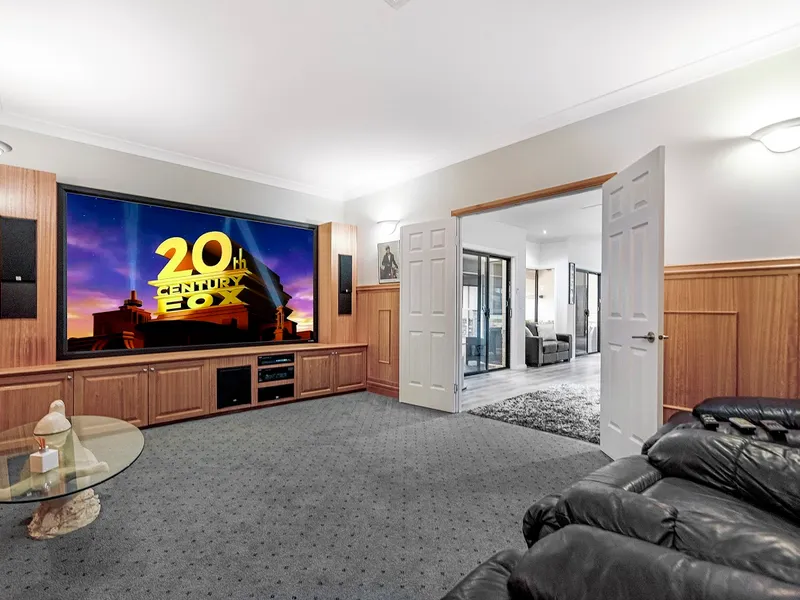 WOW WANT IT ALL- HERE IT IS!! CLICK 2 BUY - SUBMIT YOUR OFFER ONLINE (ask agent for details) ends 10th April 7pm