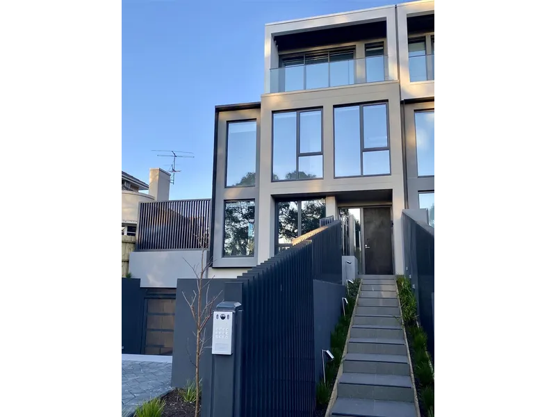 ONLINE APPLICATIONS WELCOME, VIEW VIDEO & APPLY