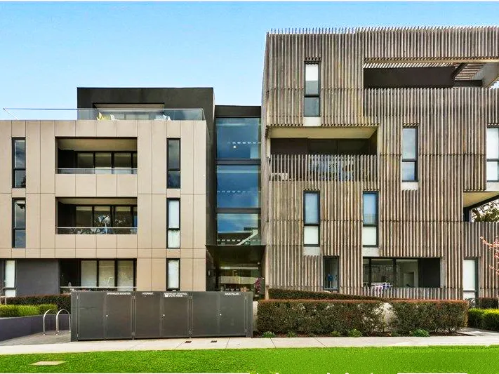 Wrap Around Courtyard & Just Train Station at Door Step!