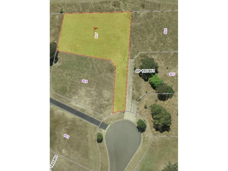 LOVELY BLOCK IN ILLUSIONS COURT.