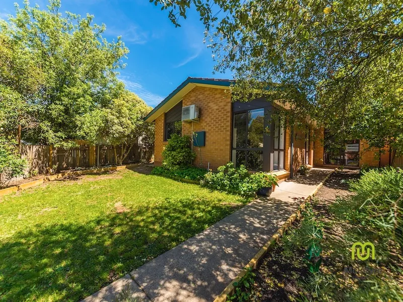 ***UNDER OFFER***Cosy three bedroom home in Calwell