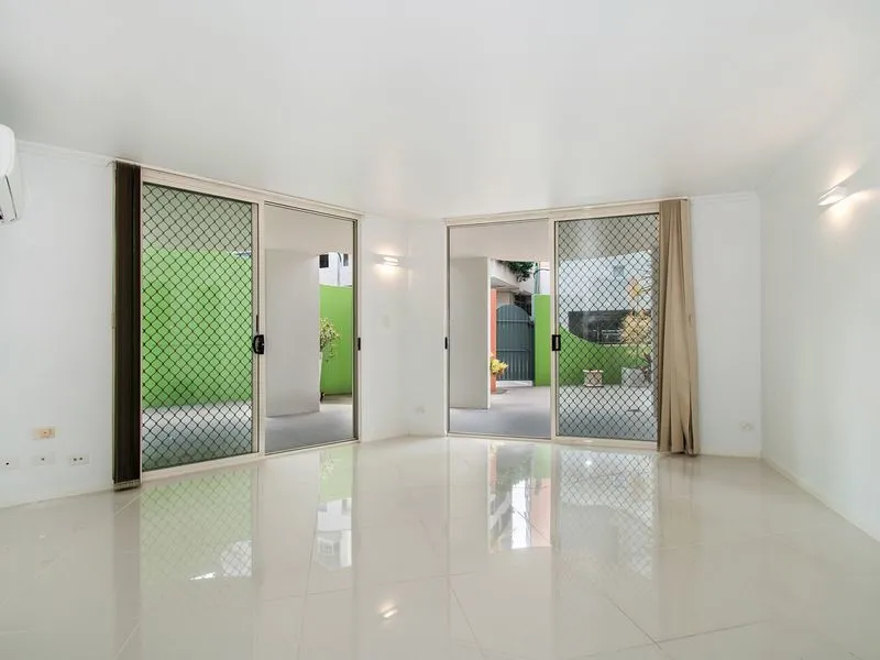 Renovated Unit with Courtyard & Private Entry!