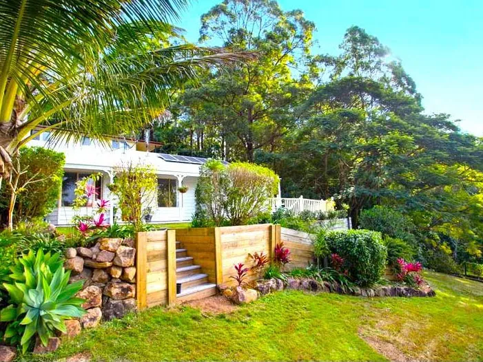 Beautiful Unique Home (one storey) on Flat Quarter Acre (2 lawn levels) Private with Lovely Valley Views