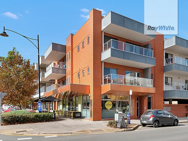 2 Bed plus Study in Heart of Mawson Lakes