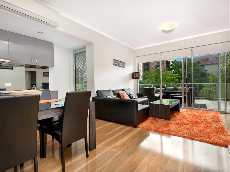 Super Stylish One Bedroom Pad on Wellington St