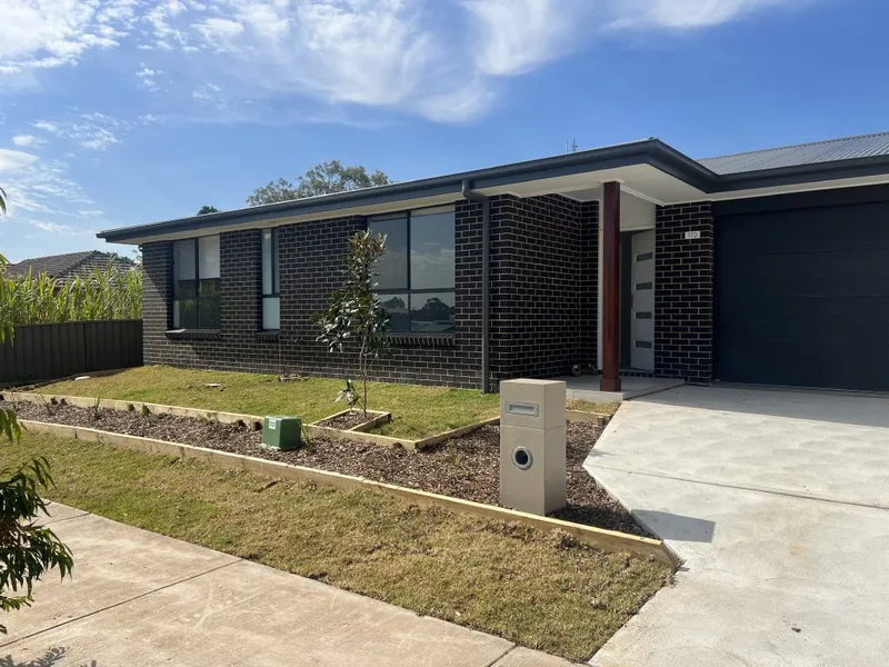 BEAUTIFUL FOUR BEDROOM FAMILY HOME