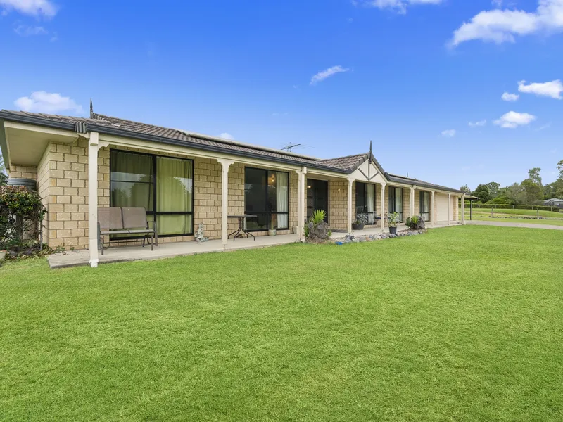 3015m2 Corner Lot in Exclusive Elimbah