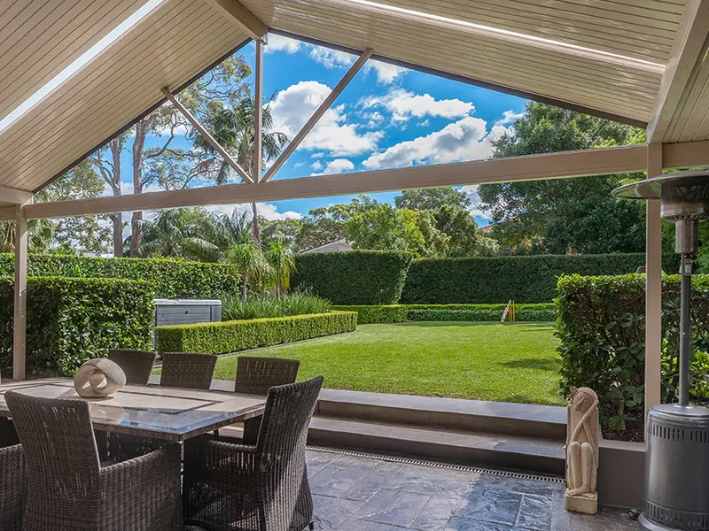 Impressive Family Entertainer