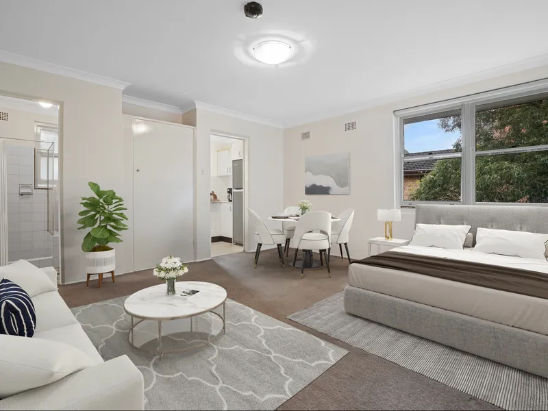 Easycare Apartment In Peaceful Cul-De-Sac