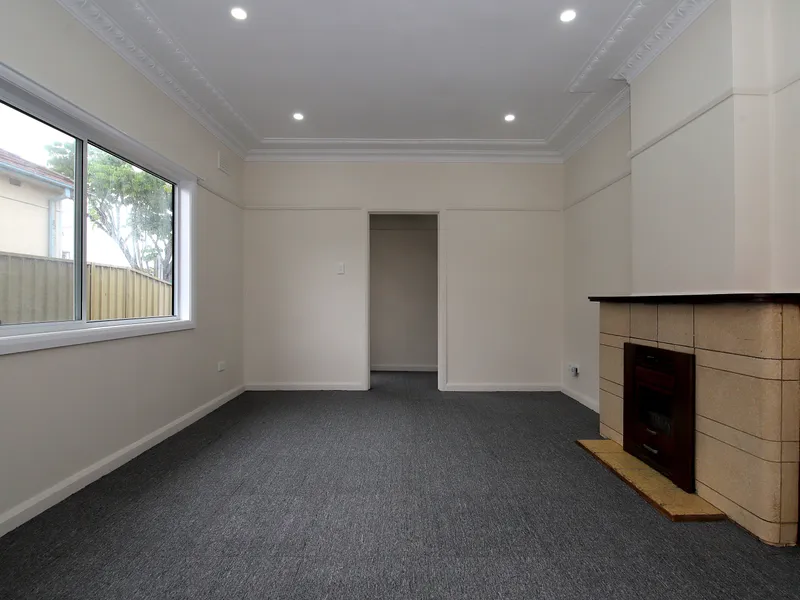 TO INSPECT THIS PROPERTY YOU MUST REGISTER PRIOR TO THE OPEN HOME