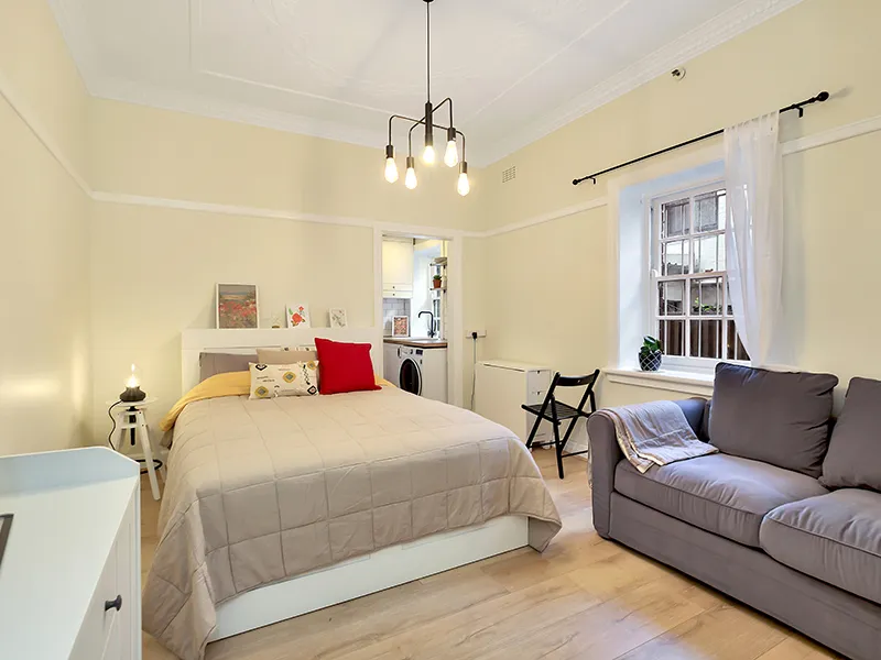 Stylish - Quite - Furnished - Studio