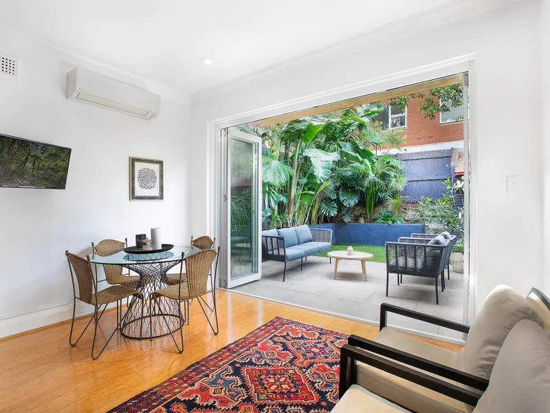 Semi-Like Apartment With North Facing Pet Friendly Courtyard, 1.5Km To Bondi Beach
