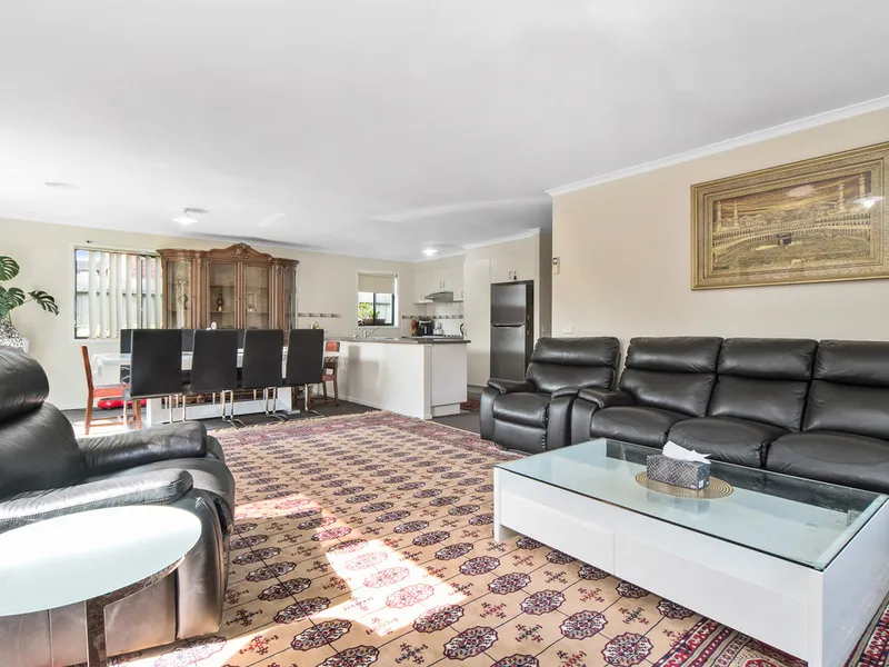 Large Family Home in Quiet Position