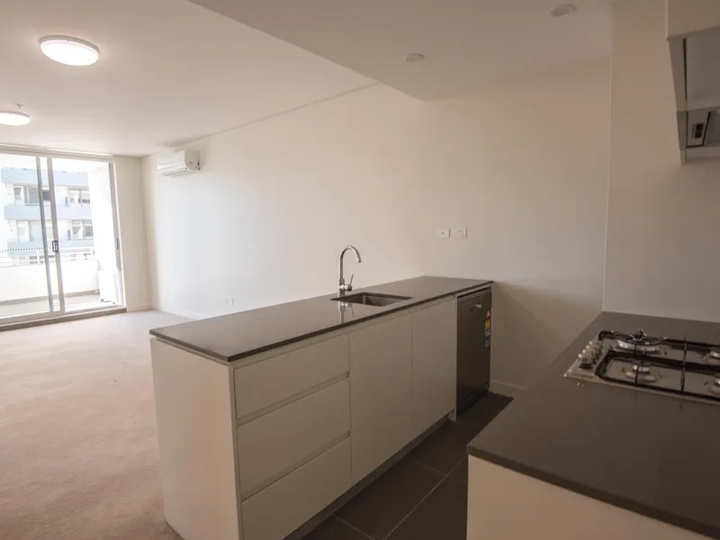 1 BEDROOM PLUS STUDY