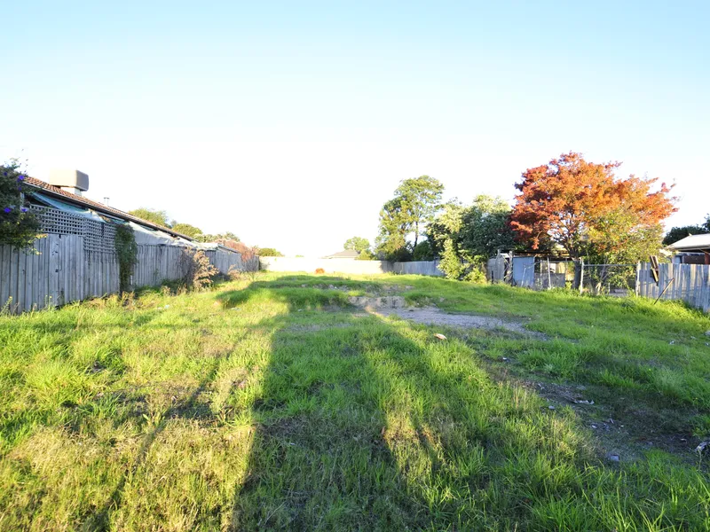 Prime Development Opportunity for Townhouses!!