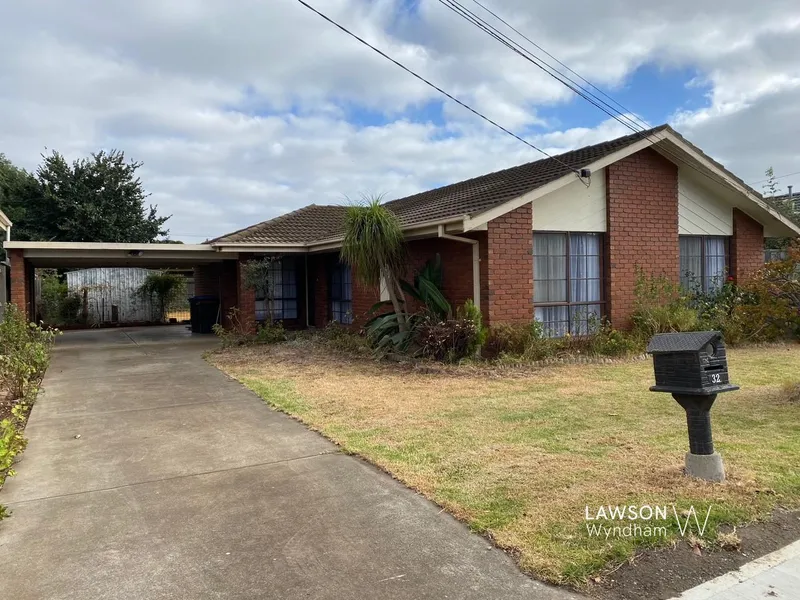 THIS PROPERTY FEATURES: