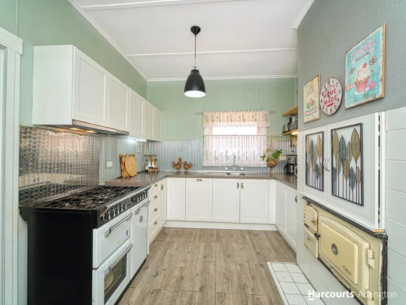 Renovated home with fantastic outdoor entertaining area