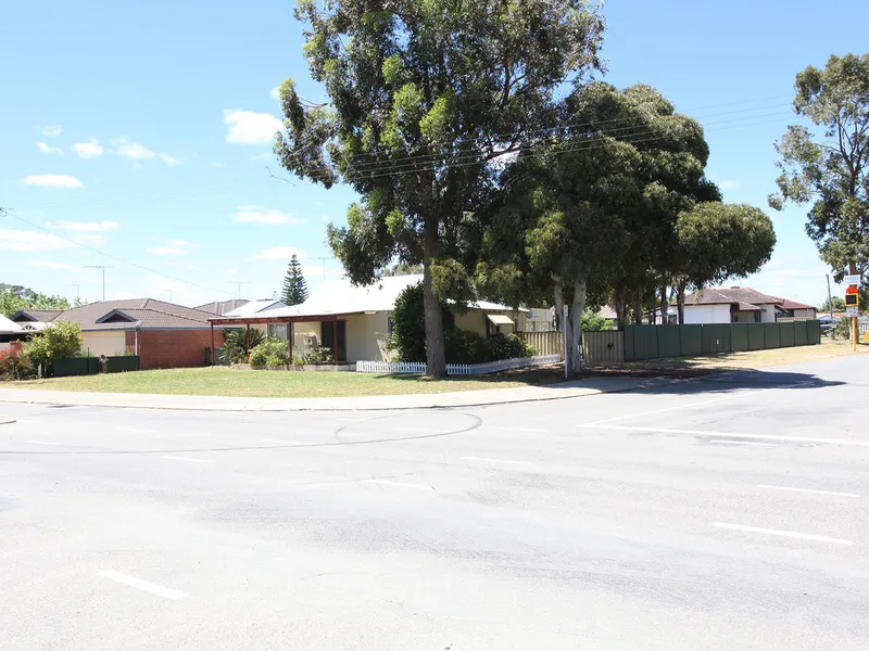 R100 934sqm CORNER BLOCK (58m Street Frontage) in Mandurah’s Business Precinct Business, 10 Unit Development Site, Nest or Invest