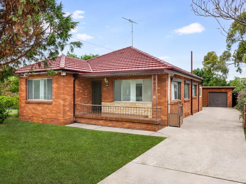 980m2 of Land in a Prime Location!