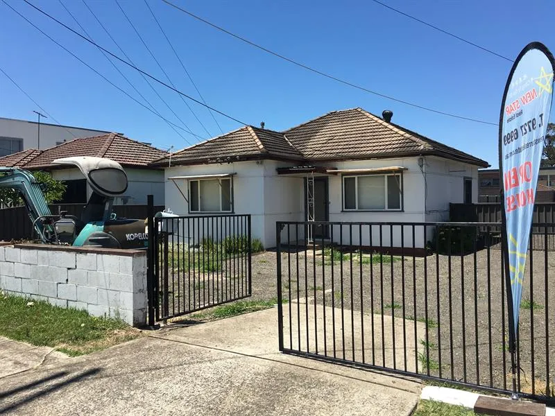 Good size 3 Bedroom fibro home.