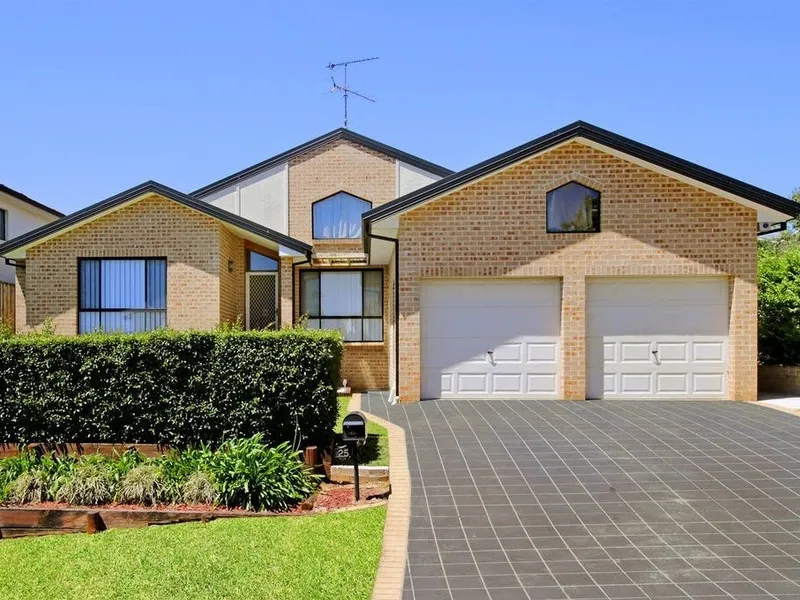 Conveniently positioned just steps away from Beaumont Village and Beaumont Public School!