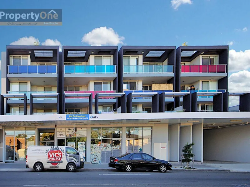 Huge size 2 Bed Rooms Modern Unit for Sales. Wouldn't last long. Don't miss out.