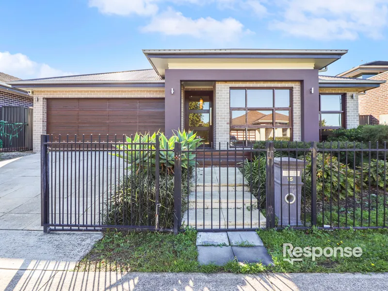 Convenience and Elegance: Ex-Display Eden Brea Home