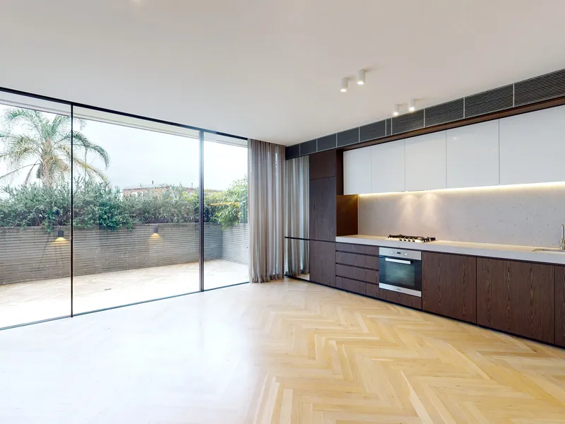 Stunning Residence With Car Space In Exclusive Development