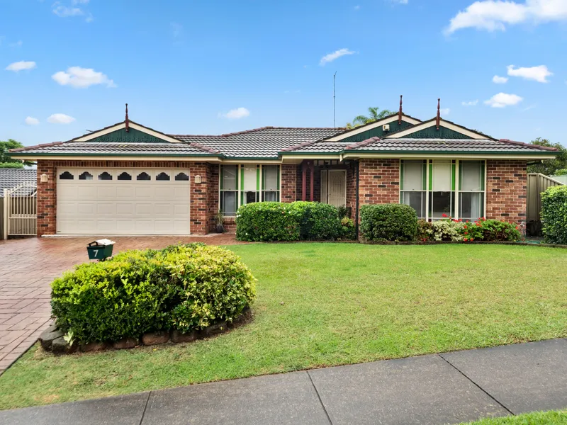 FOR SALE BY OWNER OF RAY WHITE QUAKERS HILL JOSH TESOLIN