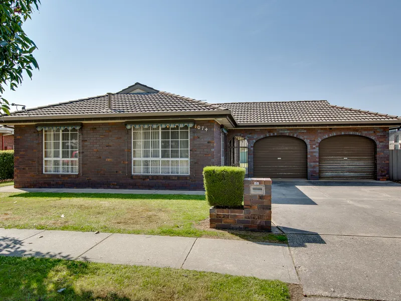 Warm & Inviting Family Home