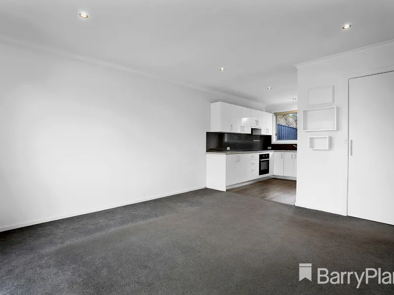 BRIGHT & SPACIOUS LIVING, INSIDE & OUT!